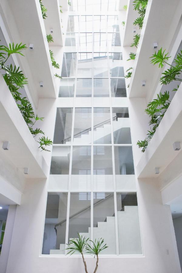 Hotel Merlo Makati City Exterior foto